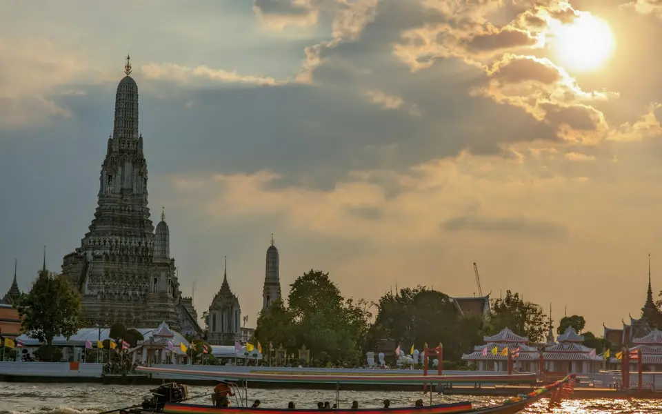 Riverside (near the Grand Palace), Bangkok
