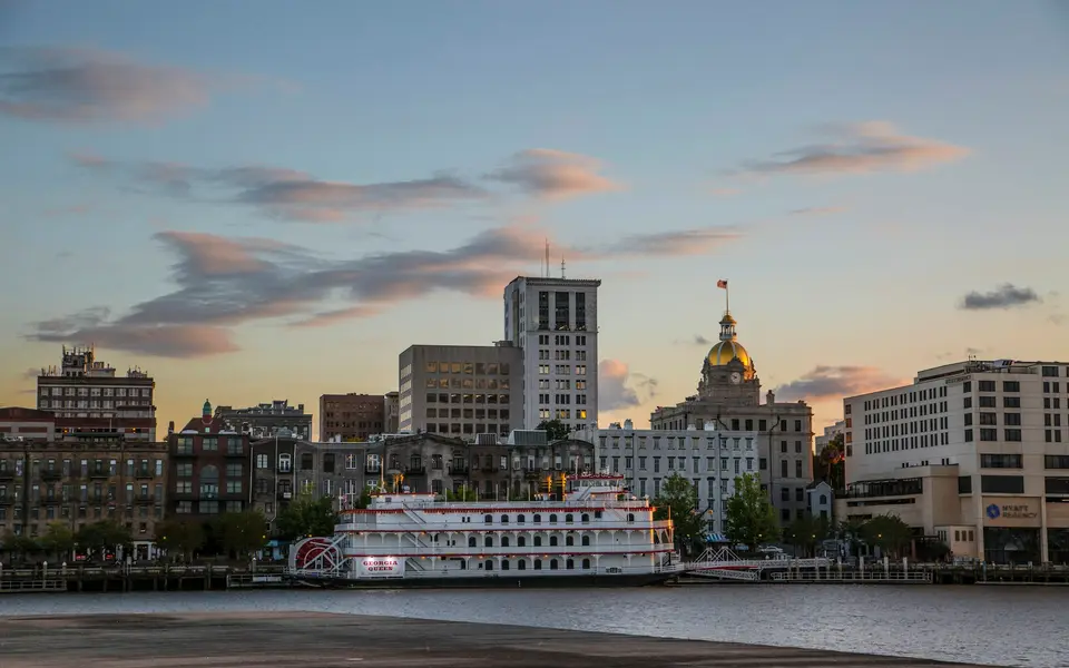 River Street & the riverfront